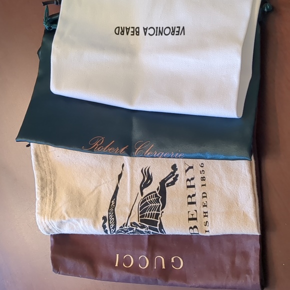 Designer Bundle of 4 Shoe /Dust Bags - Picture 6 of 8